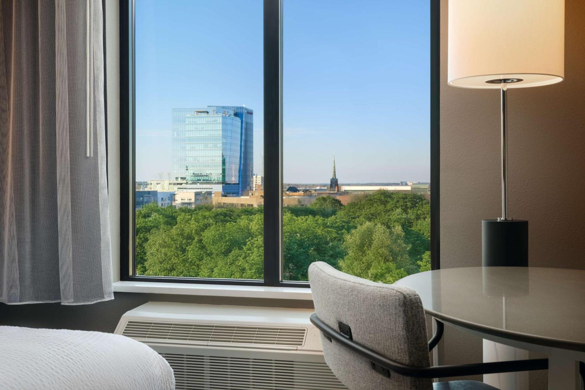 Tempo By Hilton Raleigh Downtown Hotel Екстериор снимка