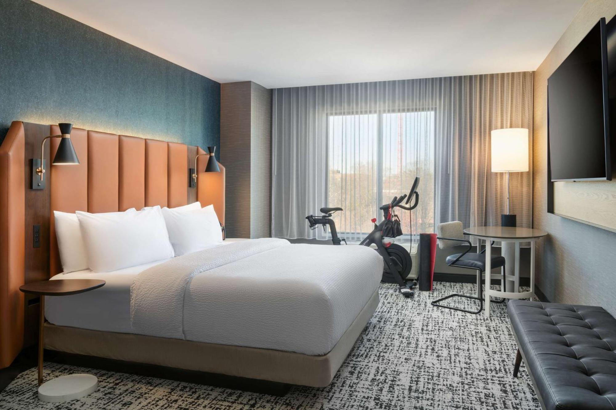 Tempo By Hilton Raleigh Downtown Hotel Екстериор снимка