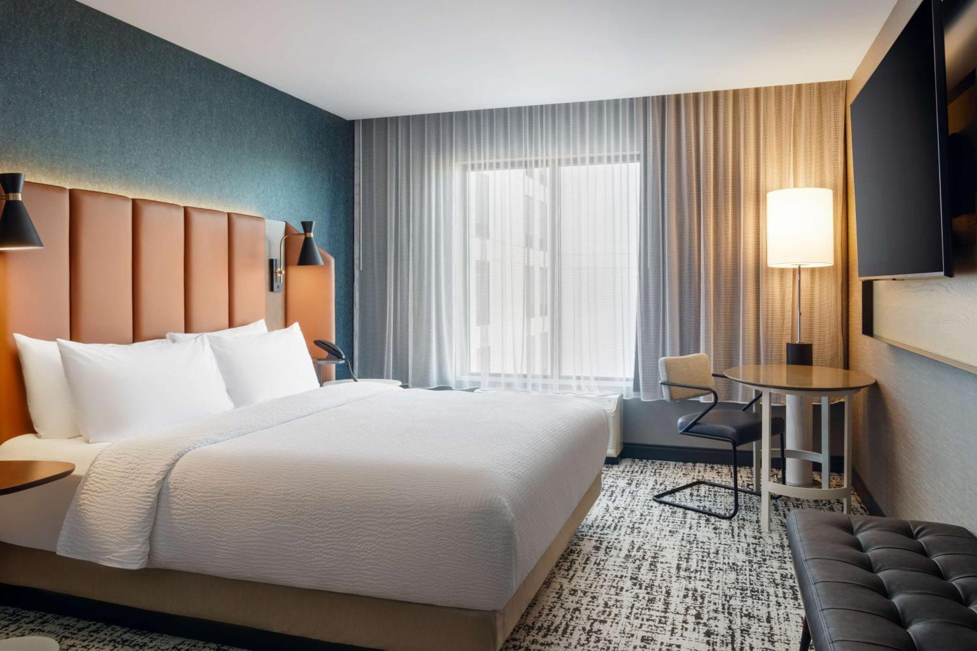 Tempo By Hilton Raleigh Downtown Hotel Екстериор снимка