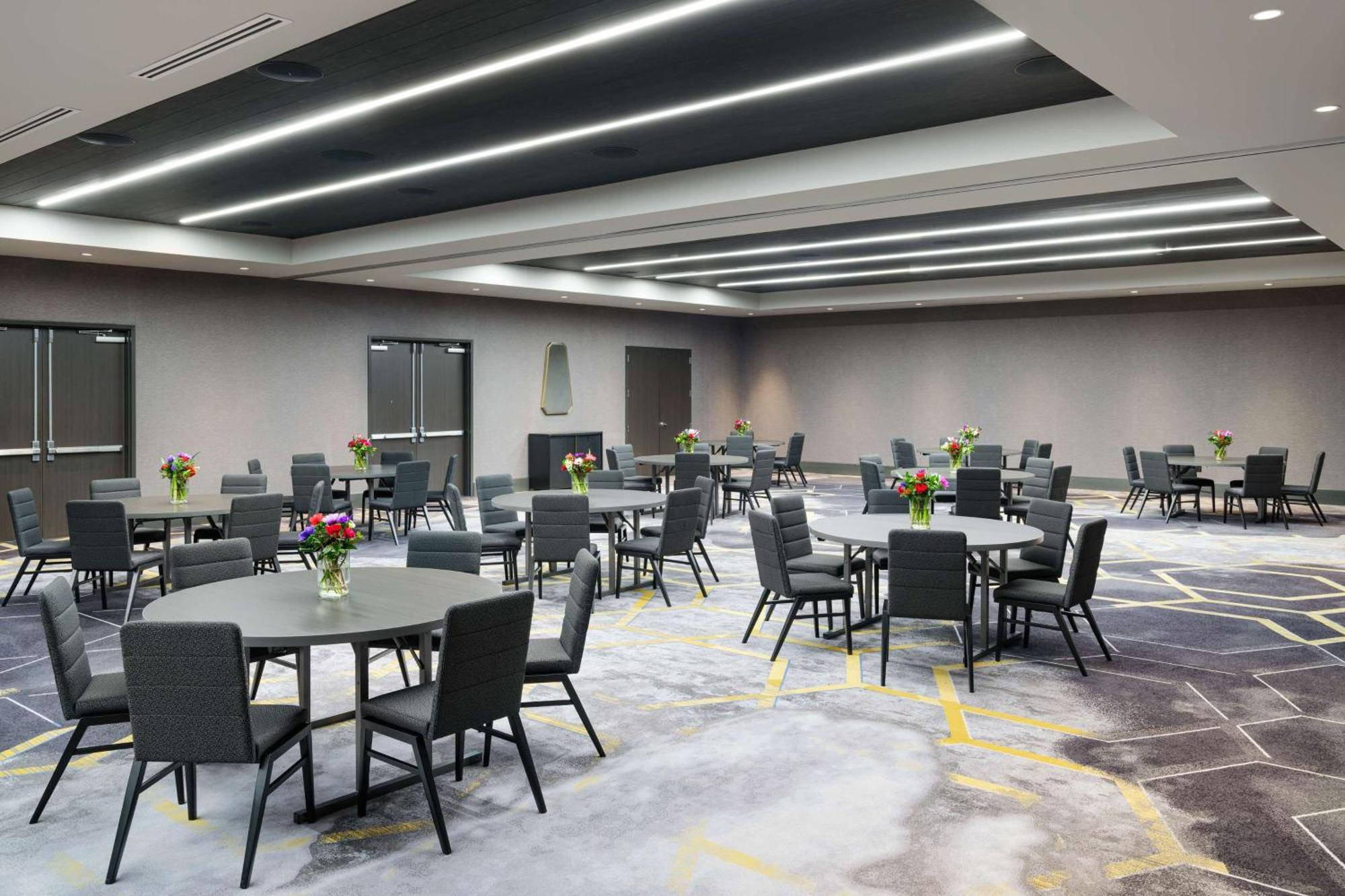 Tempo By Hilton Raleigh Downtown Hotel Екстериор снимка
